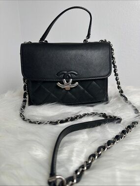 💯Authentic Chanel Mini Flap Bag Black Lambskin Silver Hardware Crossbody🍀